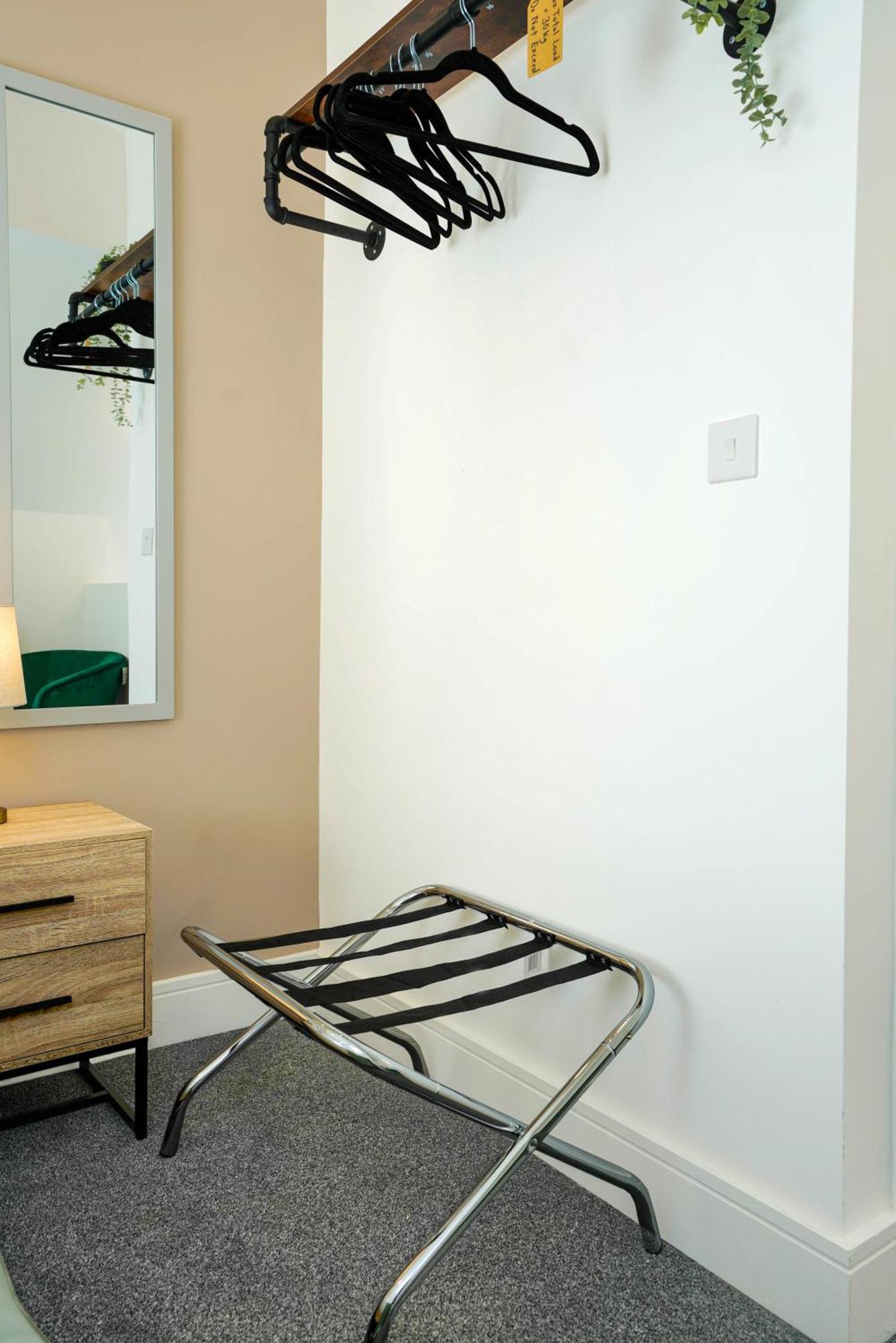 Flat 4 48 Well Street Apartment บักกิงแฮม ภายนอก รูปภาพ